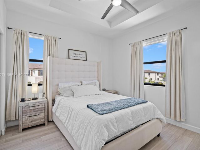 Продажа дома по адресу 9941 SW 231st Ln 9941 - фото 7436853