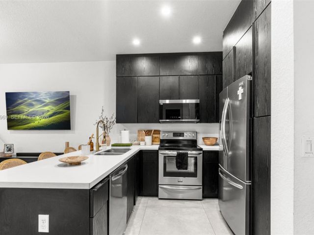 Продажа дома по адресу 16371 SW 44th Ter - фото 7436706