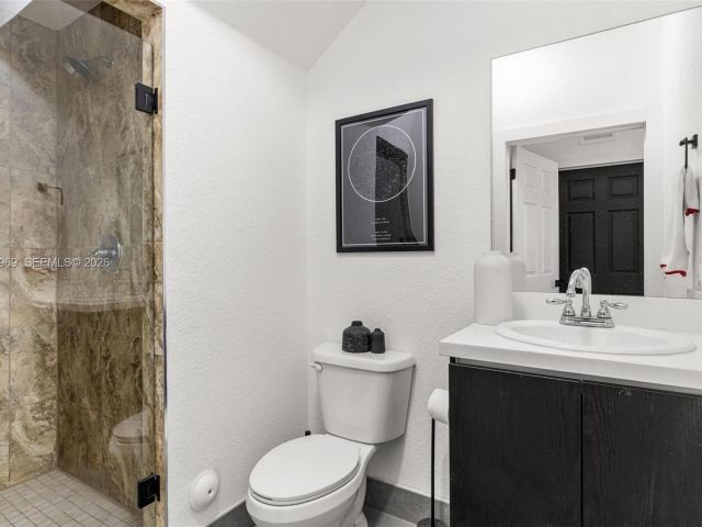 Продажа дома по адресу 16371 SW 44th Ter - фото 7436710