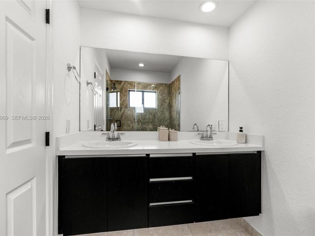 Продажа дома по адресу 16371 SW 44th Ter - фото 7436716