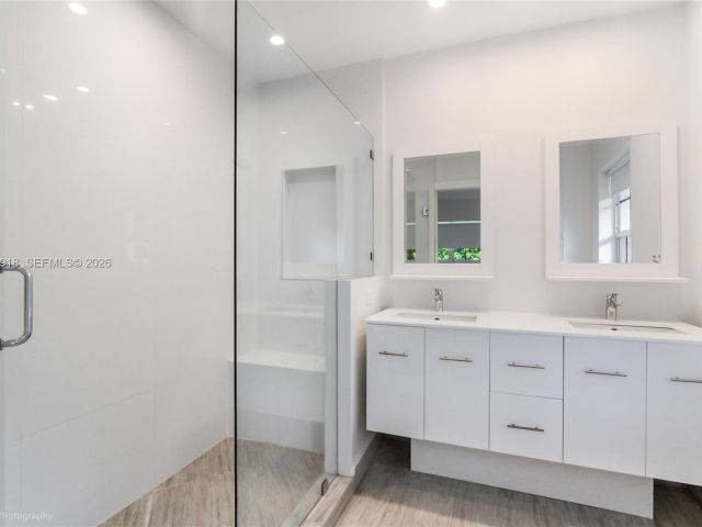 Дом в аренду по адресу 52 Camden Dr - фото 7477243