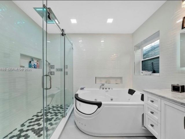 Продажа дома по адресу 13721 SW 119th Ave - фото 7437479