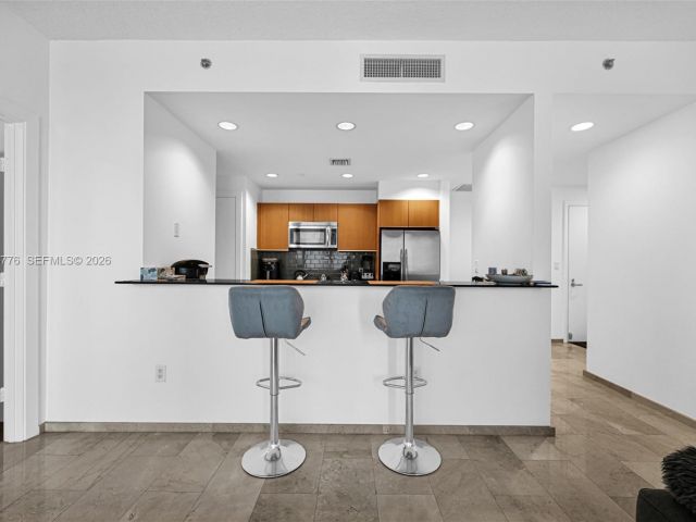 Продажа квартиры #2910 - фото 7438767