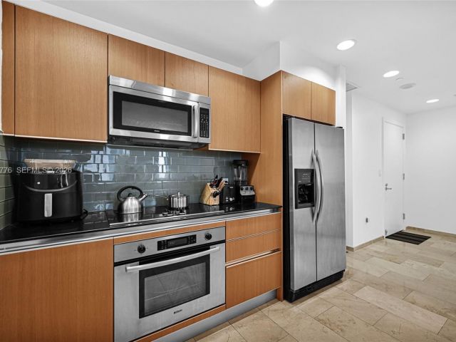 Продажа квартиры #2910 - фото 7438768