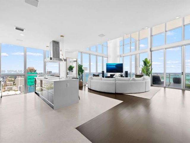 Продажа квартиры #5706 - фото 7483745