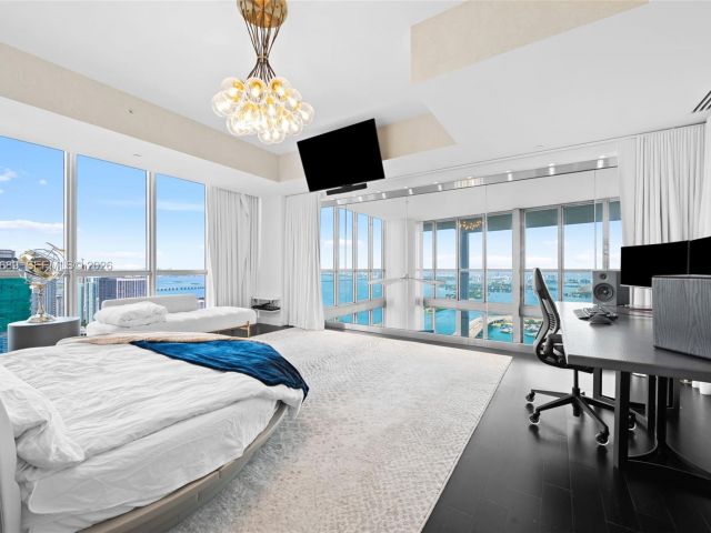 Продажа квартиры #5706 - фото 7483762