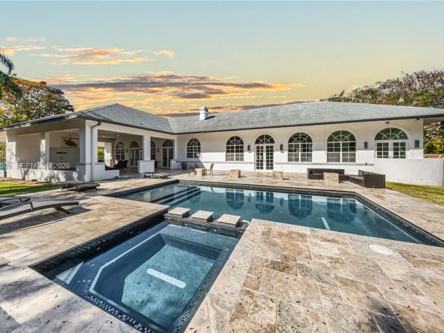 Продажа дома по адресу 10340 SW 62nd St - фото 7437280