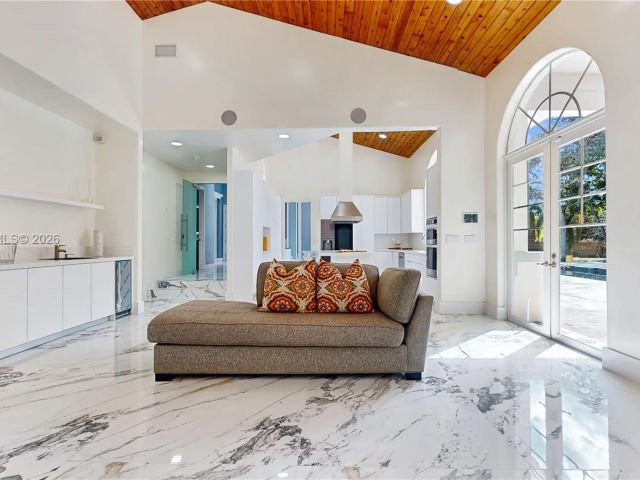 Продажа дома по адресу 10340 SW 62nd St - фото 7437289