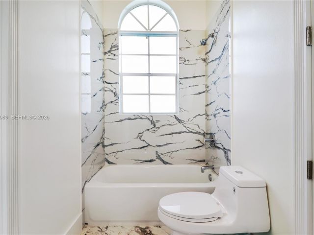 Продажа дома по адресу 10340 SW 62nd St - фото 7437297