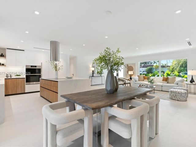 Продажа дома по адресу 19721 NE 23rd Ave - фото 7437511