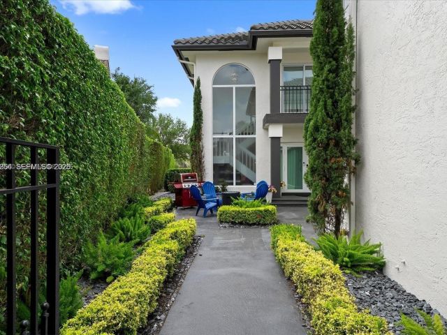 Продажа дома по адресу 22818 El Dorado Dr - фото 7437386