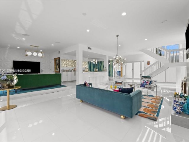 Продажа дома по адресу 22818 El Dorado Dr - фото 7437404