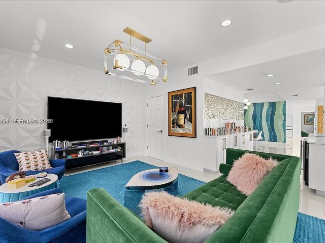 Продажа дома по адресу 22818 El Dorado Dr - фото 7437409