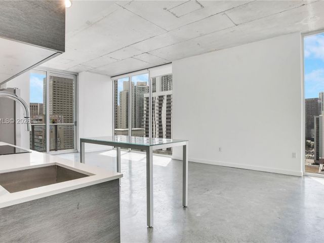 Продажа квартиры #2101 - фото 7439166