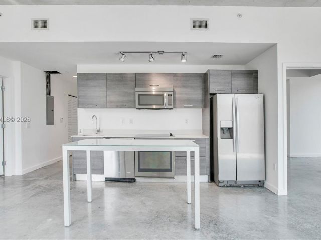 Продажа квартиры #2101 - фото 7439167