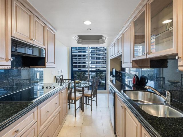 Продажа квартиры #N6-J - фото 7506822