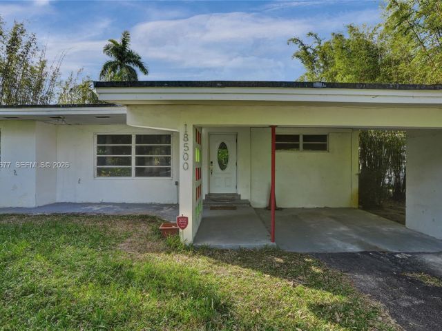 Продажа дома по адресу 18500 NE 23rd Ct - фото 7437488