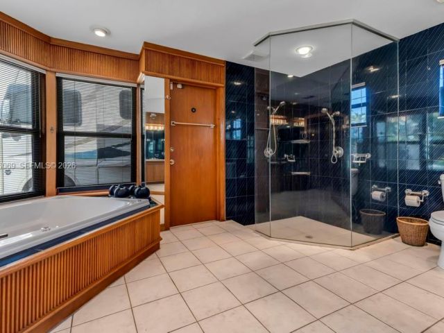 Продажа дома по адресу 5201 Jefferson St - фото 7536016