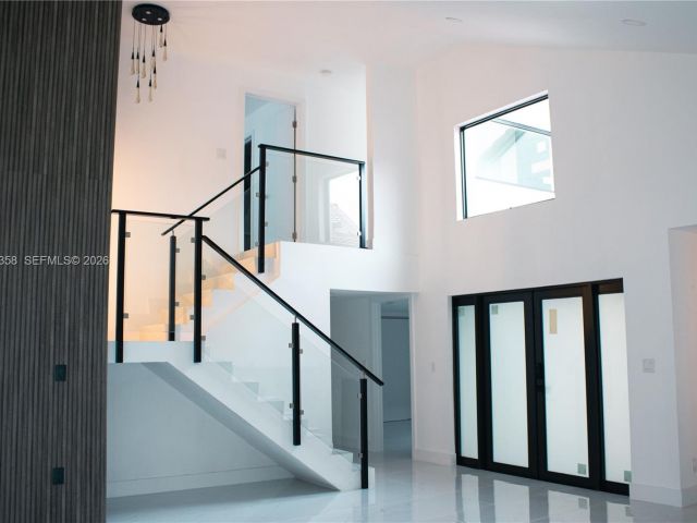 Продажа дома по адресу 10433 SW 118th Ct - фото 7438175