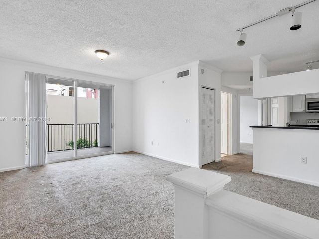 Продажа квартиры #2619 - фото 7447052