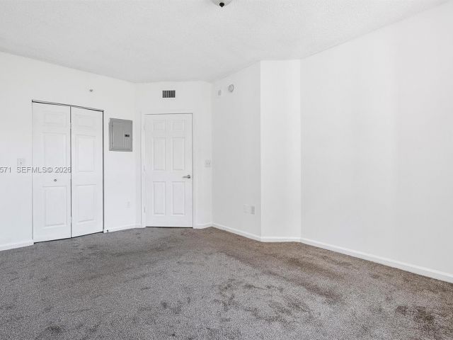 Продажа квартиры #2619 - фото 7447062