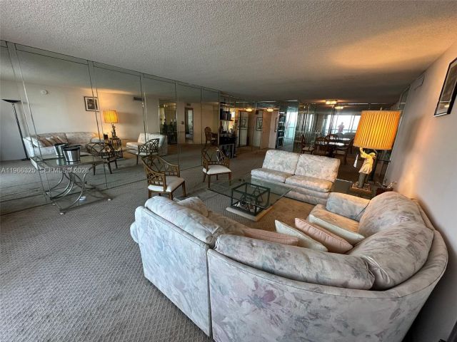 Продажа квартиры #1517 - фото 7503925