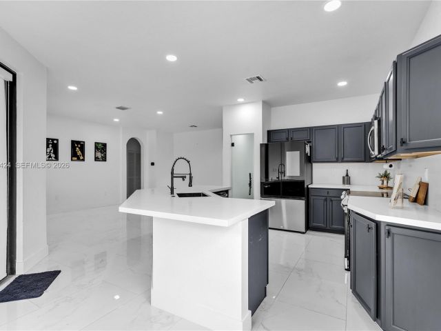 Продажа дома по адресу 11495 SW 241st St - фото 7492993