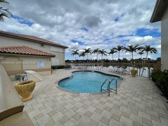 Дом в аренду по адресу 703 NE 195th St 703 - фото 7438166