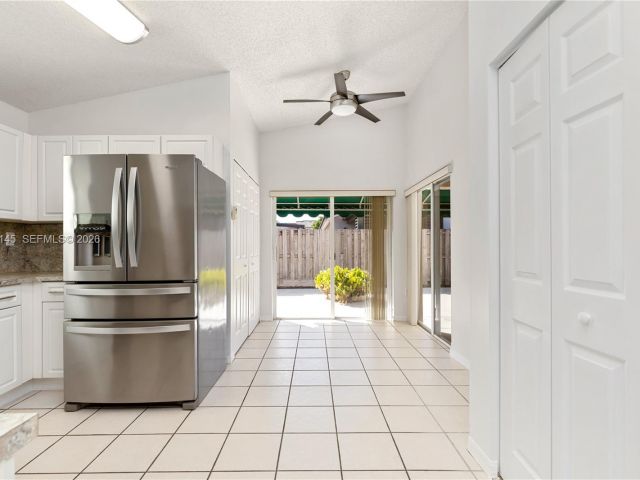 Продажа дома по адресу 14144 SW 149th Pl - фото 7438115