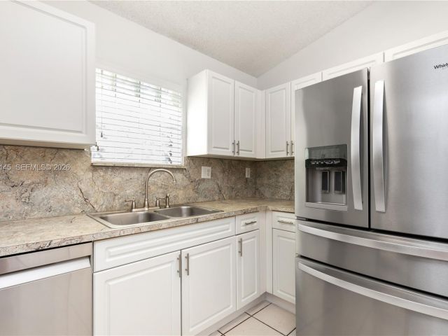 Продажа дома по адресу 14144 SW 149th Pl - фото 7438117