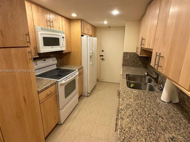 Продажа квартиры #1625 - фото 7521804