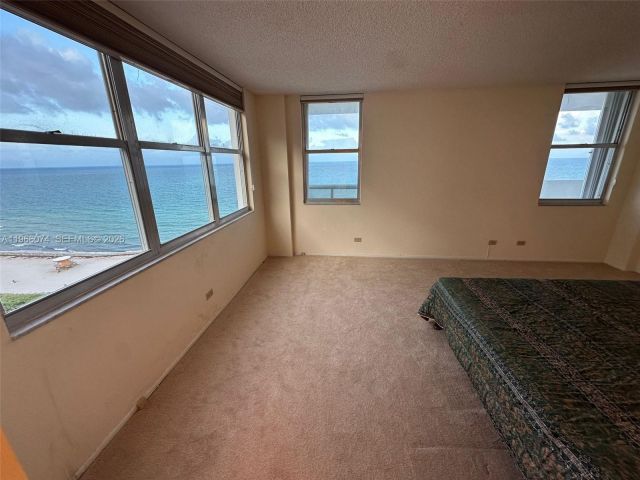 Продажа квартиры #1625 - фото 7521811