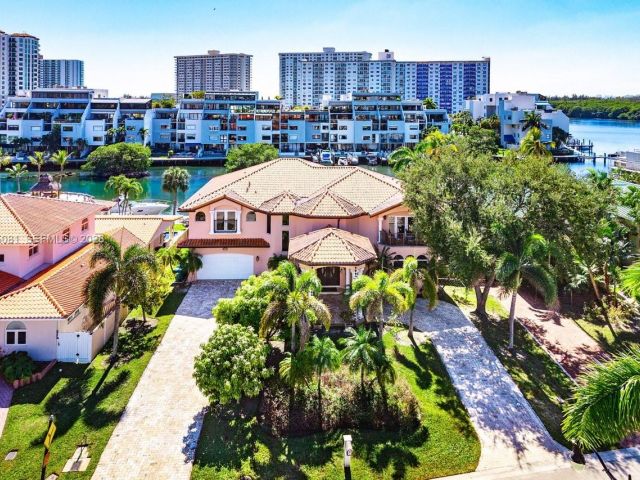 Продажа дома по адресу 306 Atlantic Ave - фото 7438953