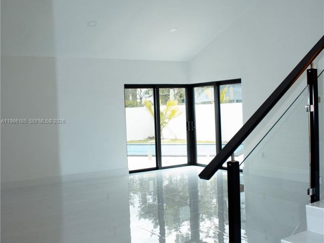 Дом в аренду по адресу 10433 SW 118th Ct 0 - фото 7438650