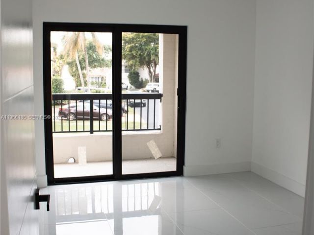 Дом в аренду по адресу 10433 SW 118th Ct 0 - фото 7438657