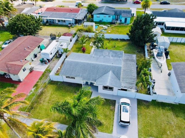 Продажа дома по адресу 15120 SW 296th St - фото 7460922