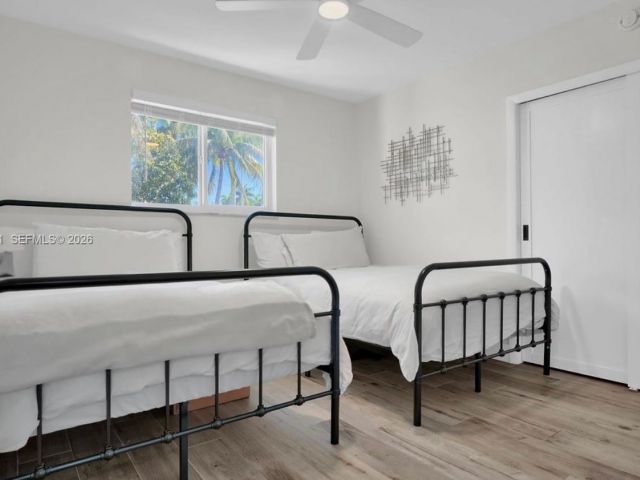 Продажа дома по адресу 1301 Hollywood Blvd - фото 7438889