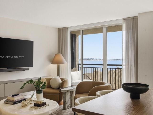 Продажа квартиры #823 - фото 7469630