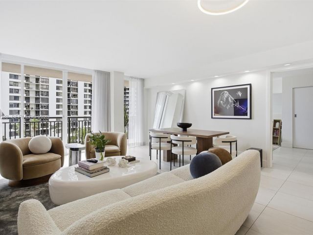 Продажа квартиры #823 - фото 7469632