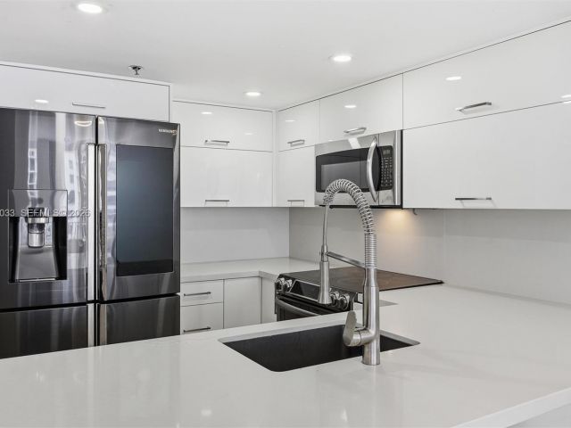 Продажа квартиры #823 - фото 7469637