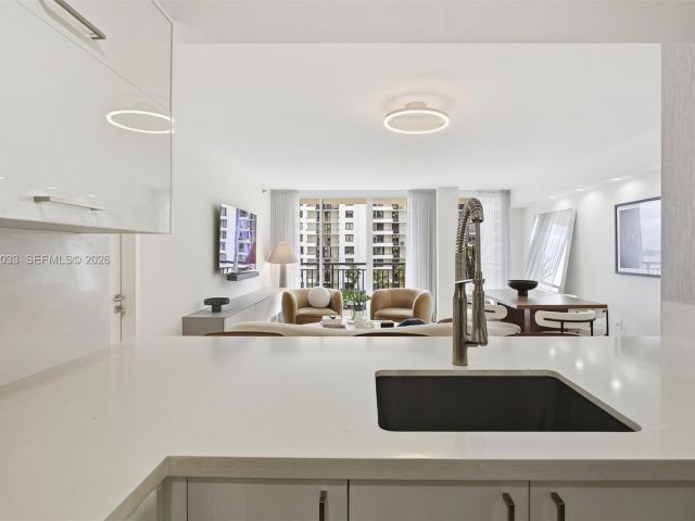 Продажа квартиры #823 - фото 7469638