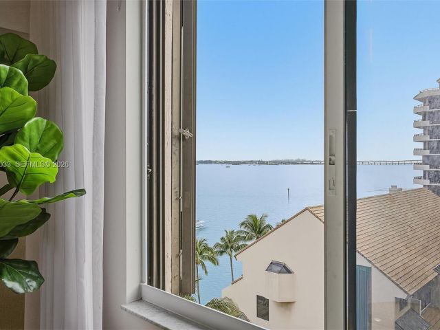 Продажа квартиры #823 - фото 7469642