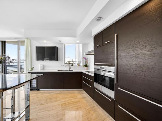 Квартира в аренду номер1001 - фото 7438579