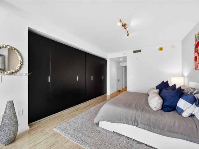 Квартира в аренду номер1001 - фото 7438586