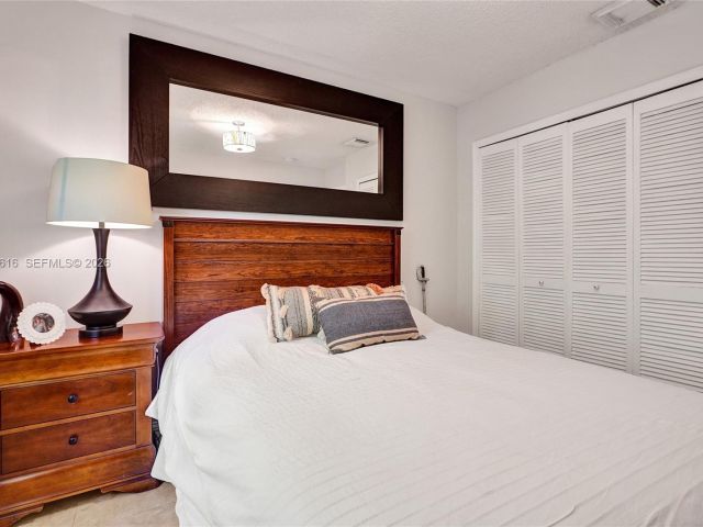 Продажа дома по адресу 471 SW 92nd Psge - фото 7446143