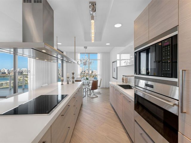 Продажа квартиры #2110 - фото 7439666