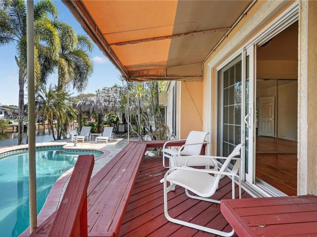 Продажа дома по адресу 2831 Arthur St - фото 7474792