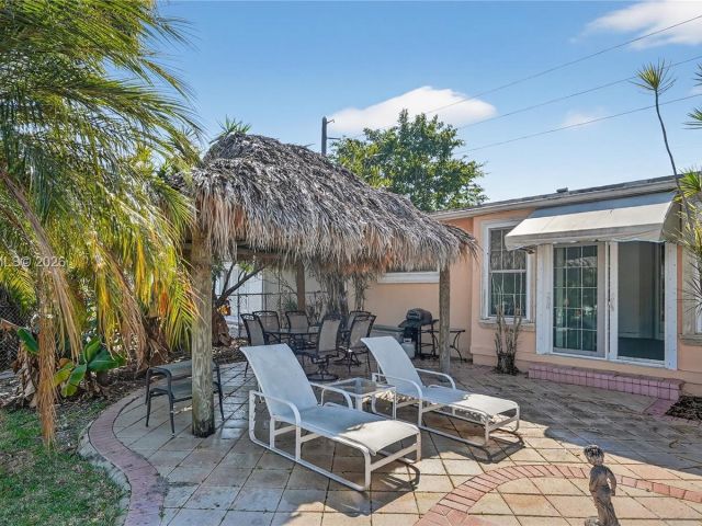 Продажа дома по адресу 2831 Arthur St - фото 7474795