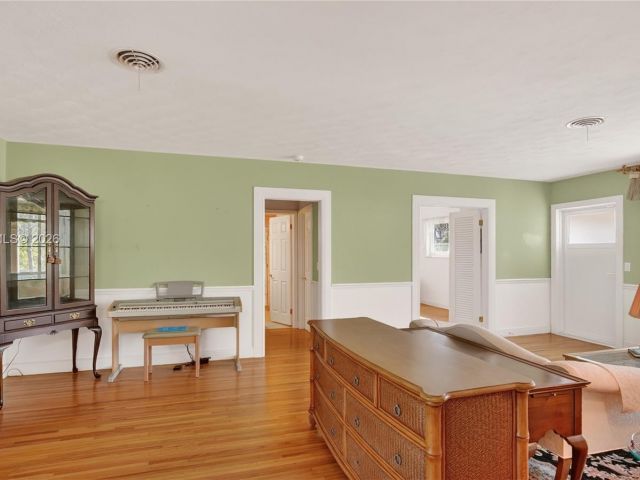 Продажа дома по адресу 2831 Arthur St - фото 7474802