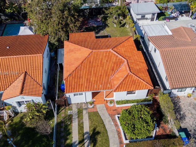 Продажа дома по адресу 1441 SW 17th St - фото 7439832